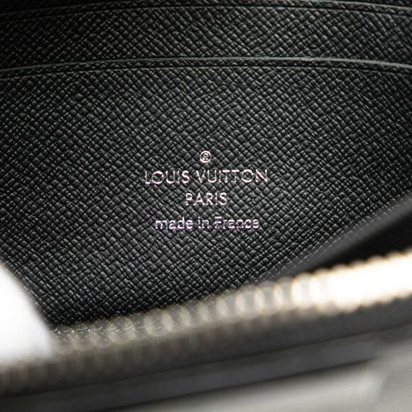 Pre Loved louis vuitton Women Black Crossbody Bags - Picture 6 of 8